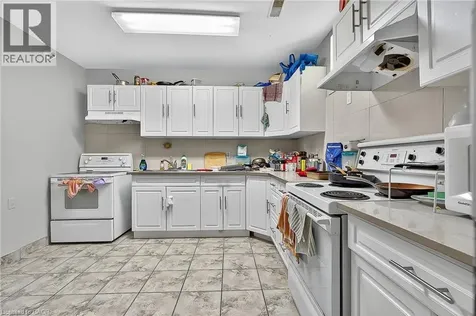 43 Dupont Street East Waterloo ON N2J 2G8