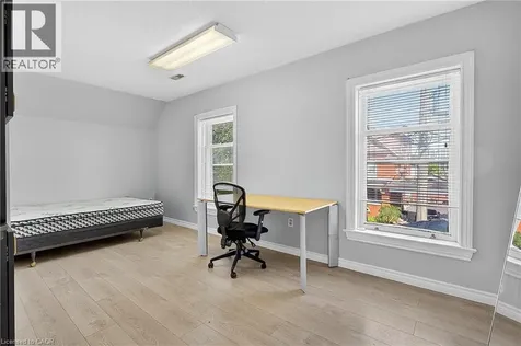 43 Dupont Street East Waterloo ON N2J 2G8