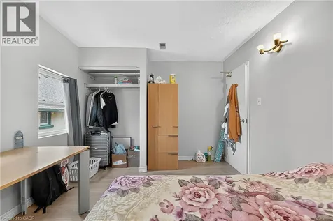 43 Dupont Street East Waterloo ON N2J 2G8