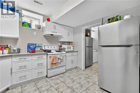 43 Dupont Street East Waterloo ON N2J 2G8