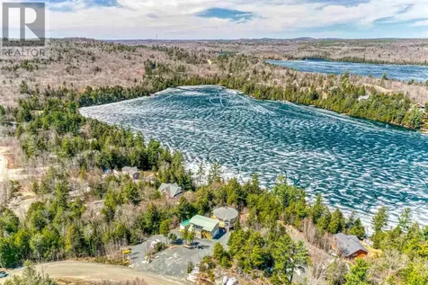 8 Evergreen Lane Elliot Lake ON P5A 2S9