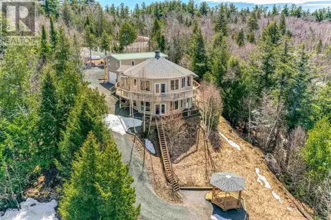 8 Evergreen Lane Elliot Lake ON P5A 2S9