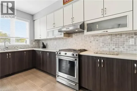 14 Turnbull Drive Brantford ON N3T 0K4