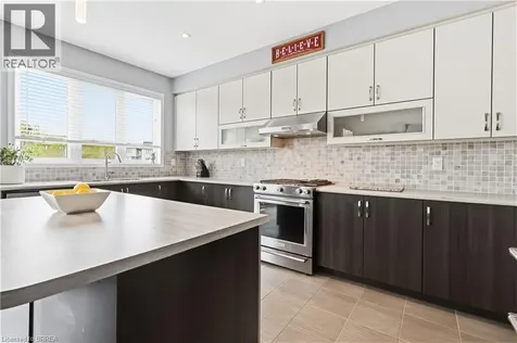 14 Turnbull Drive Brantford ON N3T 0K4