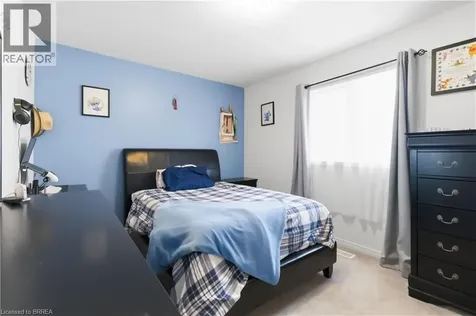 14 Turnbull Drive Brantford ON N3T 0K4