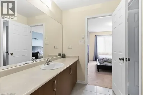 14 Turnbull Drive Brantford ON N3T 0K4