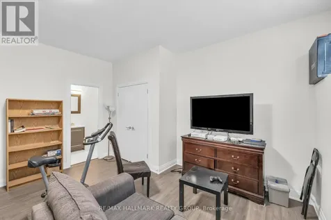 165 Longpre Street Ottawa ON K1L 7J5