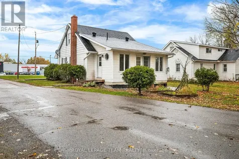 266 Daniel Street South Arnprior ON K7S 2M2