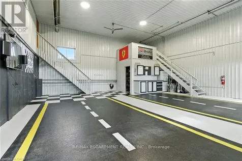 437 6th Concession Road East Hamilton ON L8B 1A3