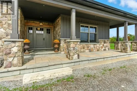 437 6th Concession Road East Hamilton ON L8B 1A3