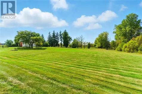 437 6th Concession Road East Hamilton ON L8B 1A3