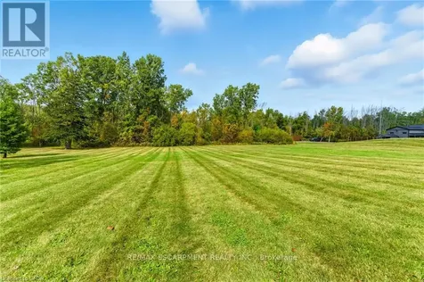 437 6th Concession Road East Hamilton ON L8B 1A3