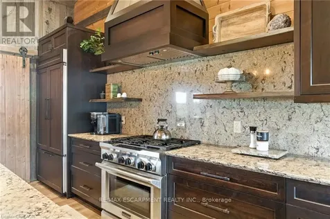 437 6th Concession Road East Hamilton ON L8B 1A3