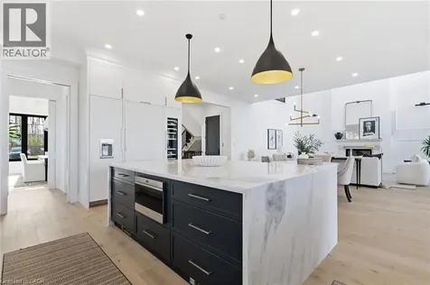 7 Campview Road Stoney Creek ON L8E 5E2