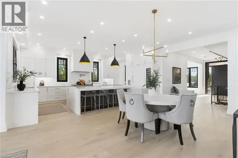 7 Campview Road Stoney Creek ON L8E 5E2
