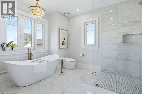 7 Campview Road Stoney Creek ON L8E 5E2
