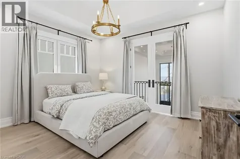 7 Campview Road Stoney Creek ON L8E 5E2