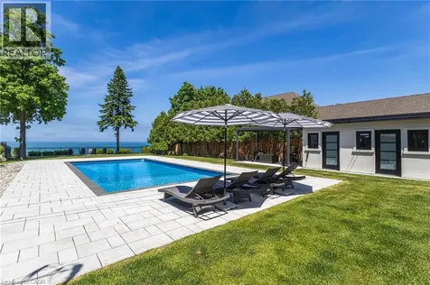 7 Campview Road Stoney Creek ON L8E 5E2