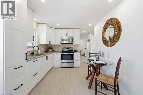74 Freelton Road Hamilton ON L8B 0Z3