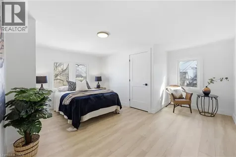 74 Freelton Road Hamilton ON L8B 0Z3