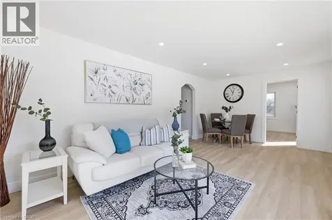 74 Freelton Road Hamilton ON L8B 0Z3