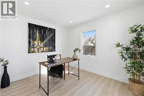 74 Freelton Road Hamilton ON L8B 0Z3