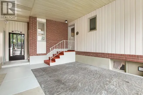 105 Queen Street Tillsonburg ON N4G 3H4