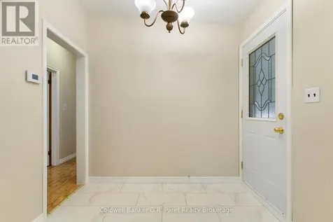 105 Queen Street Tillsonburg ON N4G 3H4