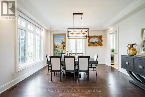 37 Country Club Crescent Uxbridge ON L9P 0B8