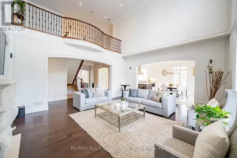 37 Country Club Crescent Uxbridge ON L9P 0B8