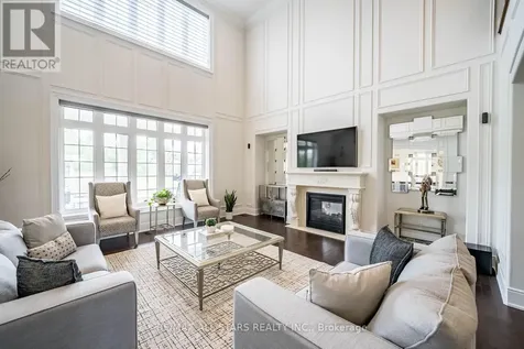 37 Country Club Crescent Uxbridge ON L9P 0B8