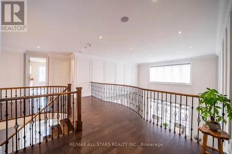 37 Country Club Crescent Uxbridge ON L9P 0B8