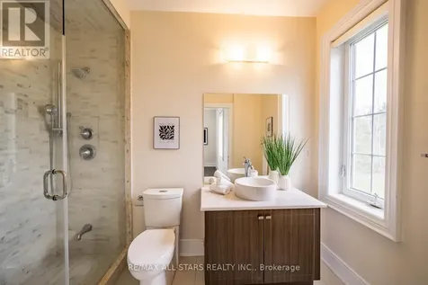 37 Country Club Crescent Uxbridge ON L9P 0B8