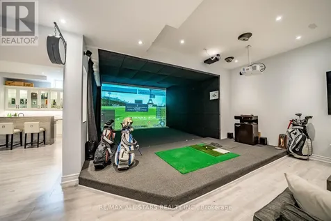 37 Country Club Crescent Uxbridge ON L9P 0B8
