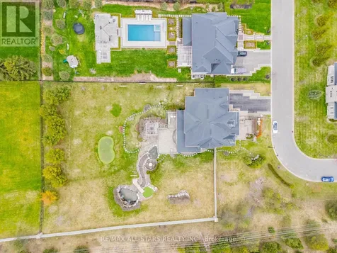 37 Country Club Crescent Uxbridge ON L9P 0B8