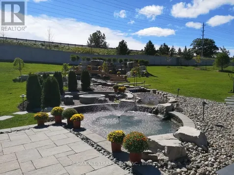 37 Country Club Crescent Uxbridge ON L9P 0B8