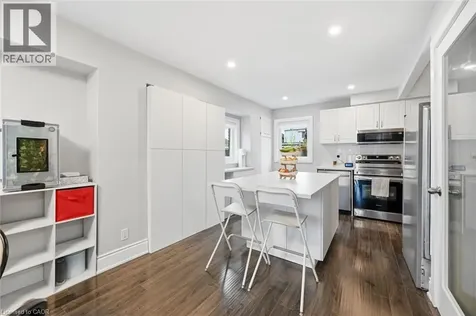 46 Mayflower Avenue Hamilton ON L8L 2K4