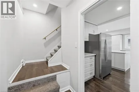 46 Mayflower Avenue Hamilton ON L8L 2K4