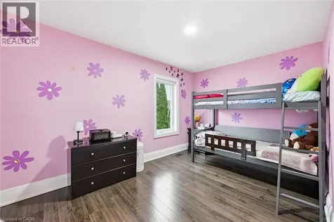 46 Mayflower Avenue Hamilton ON L8L 2K4