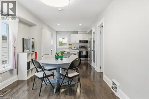 46 Mayflower Avenue Hamilton ON L8L 2K4
