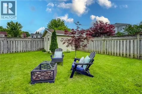 255 Highbrook Crescent Kitchener ON N2E 3P6