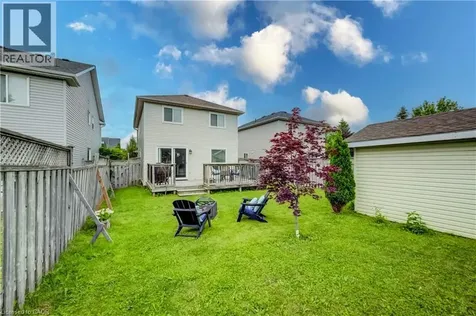 255 Highbrook Crescent Kitchener ON N2E 3P6