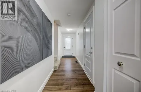 255 Highbrook Crescent Kitchener ON N2E 3P6