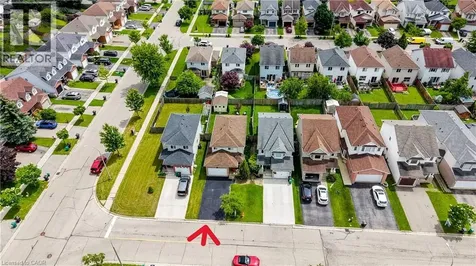 255 Highbrook Crescent Kitchener ON N2E 3P6