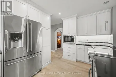 31 Daniel Street South Arnprior ON K7S 2L5