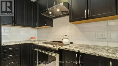 338 Alasken Drive Ottawa ON K1T 0M4