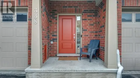 338 Alasken Drive Ottawa ON K1T 0M4