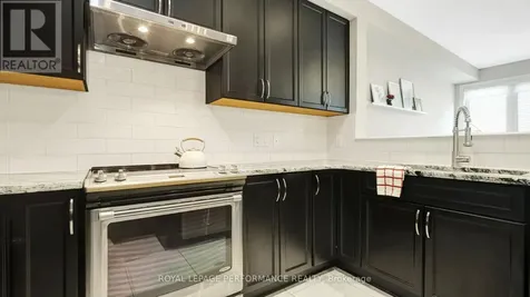 338 Alasken Drive Ottawa ON K1T 0M4