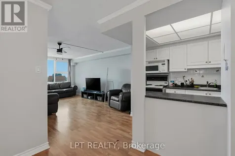 555 Brittany Drive Ottawa ON K1K 4C5