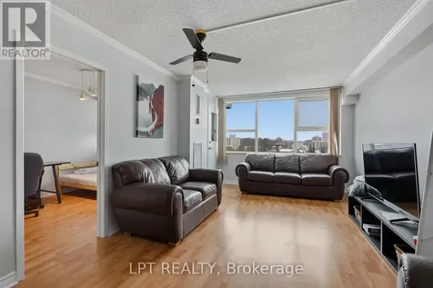 555 Brittany Drive Ottawa ON K1K 4C5